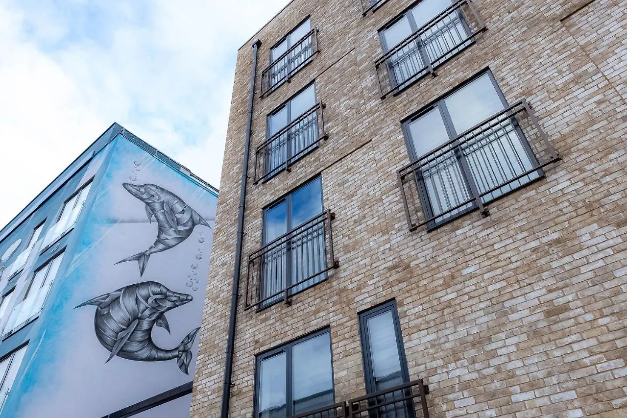 Luxurious Apartments Hackney Near Train Station London