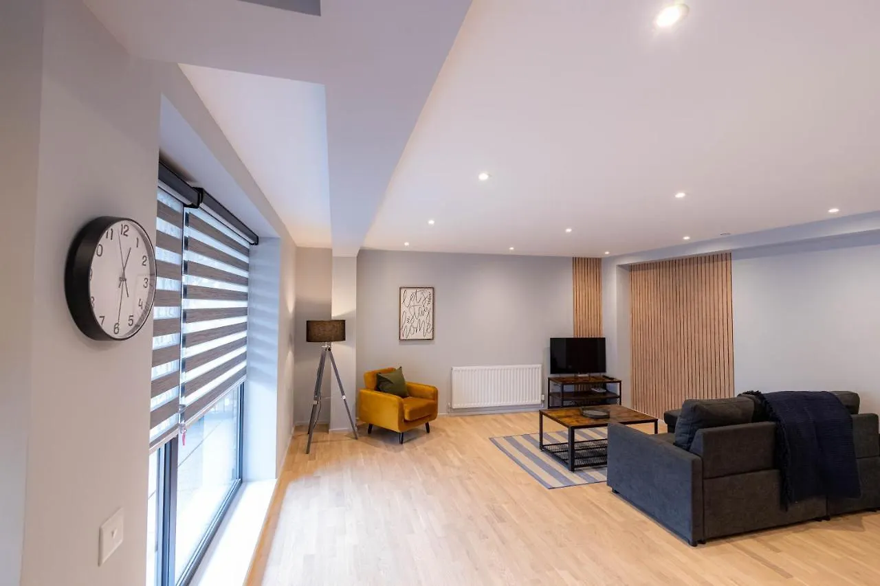 Semesterbostad Luxurious Apartments Hackney Near Train Station London