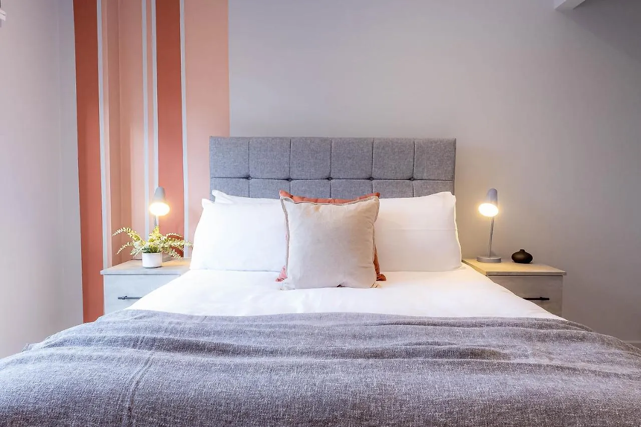 Luxurious Apartments Hackney Near Train Station London Storbritannien