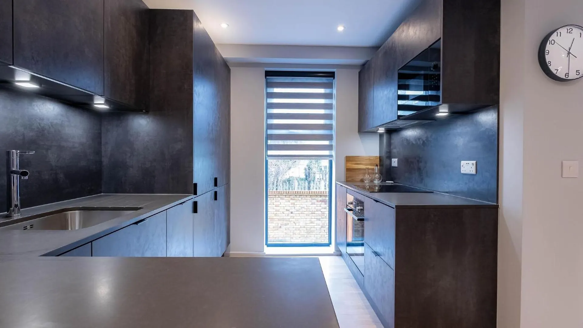 Luxurious Apartments Hackney Near Train Station London