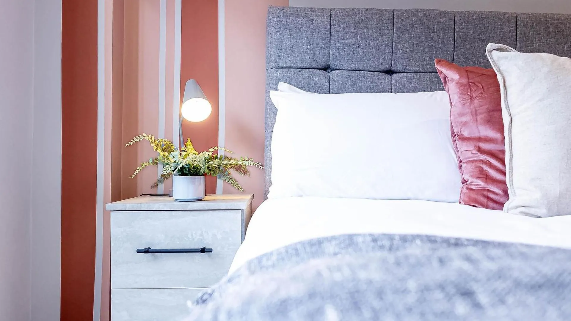 Luxurious Apartments Hackney Near Train Station London 0*,  Großbritannien