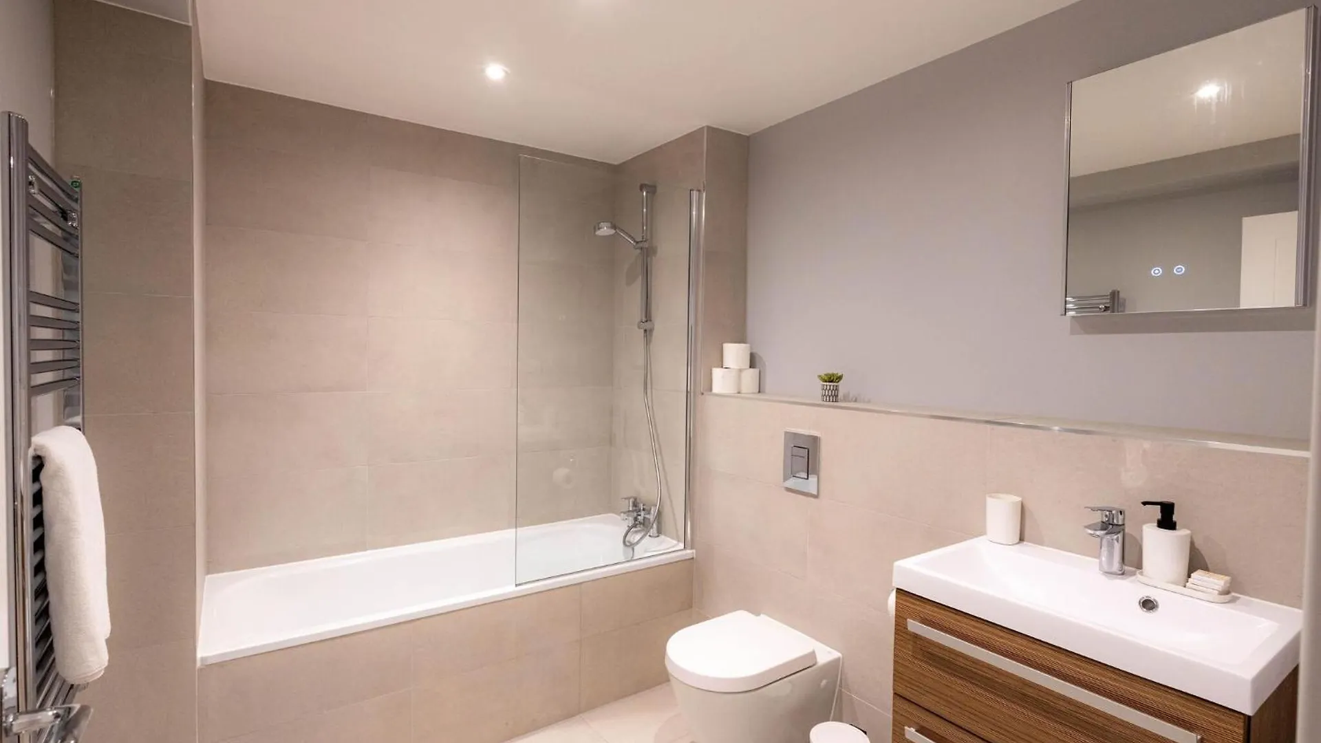 Ferienhaus Luxurious Apartments Hackney Near Train Station London Großbritannien